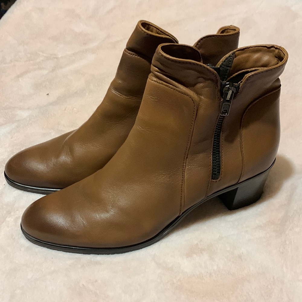 New Firenze brown leather boots